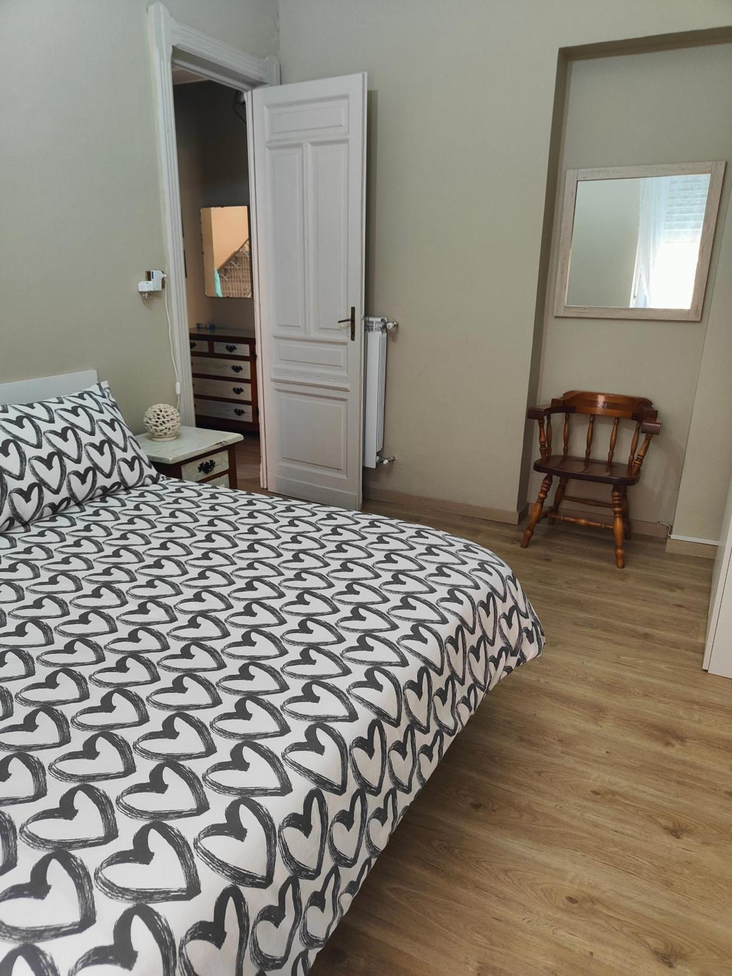 La Pajassa Bed & Breakfast Алба Екстериор снимка