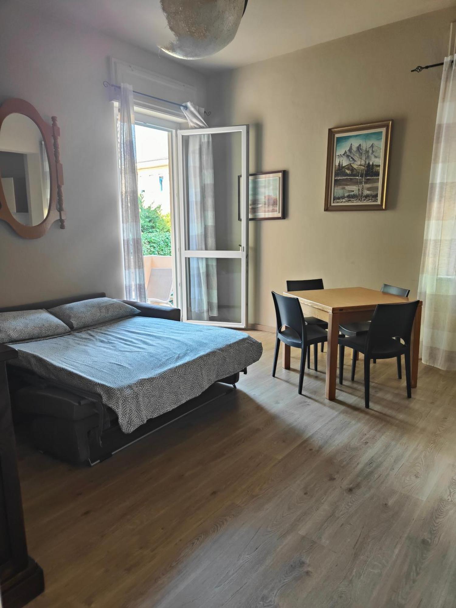La Pajassa Bed & Breakfast Алба Стая снимка