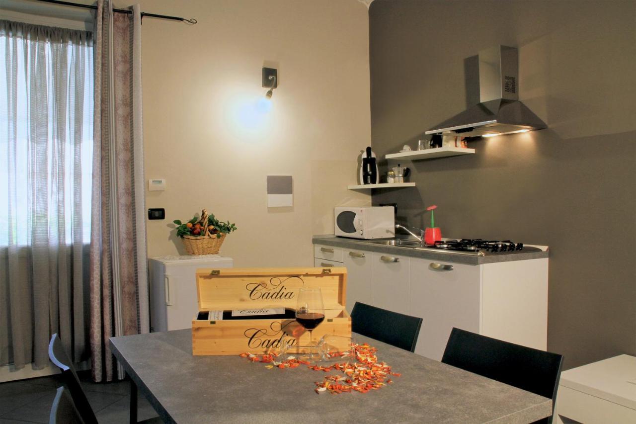 La Pajassa Bed & Breakfast Алба Екстериор снимка